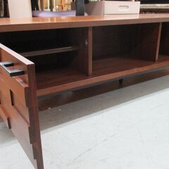 ジモティー限定価格！ R621 サンキコーポレーション テレビボード ロング ローボード Usedの画像