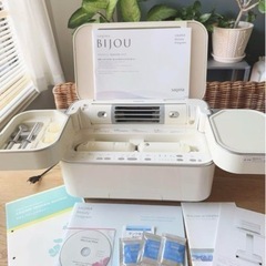 メーカー点検済み✴︎購入価格339,800円　カタログ付　サキナBIJOU 美顔器の画像