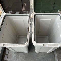 【決まりました】45リットル 蓋付きゴミ箱 2個セットの画像