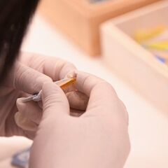 【残り2席】人気作家　坪井梨絵先生　陶器よびつぎ（金継ぎ）ワークショップ　同時開催「こだわりの材料展」作品販売の画像