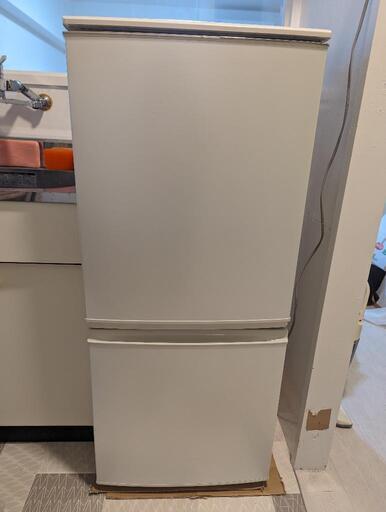 【まもなく掲載終了】シャープ　冷凍冷蔵庫　137L