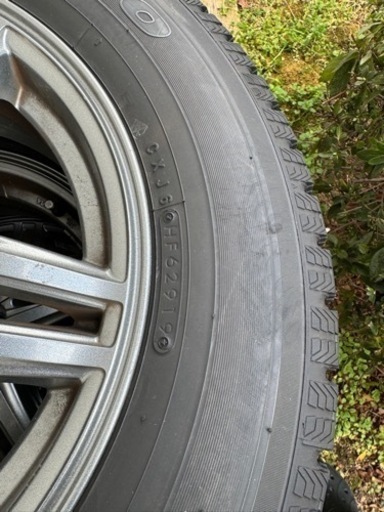 車のパーツ タイヤ、ホイール