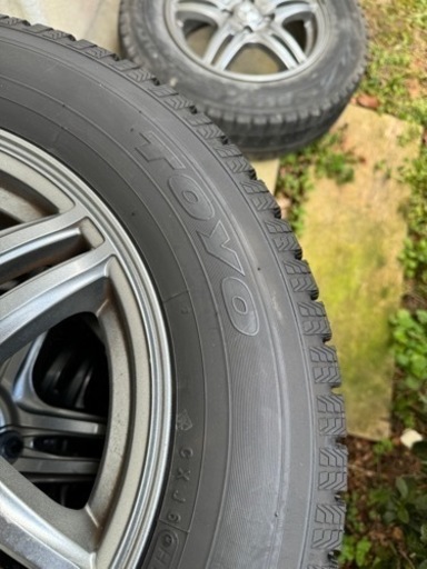 車のパーツ タイヤ、ホイール