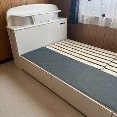 収納付きシングルベッド