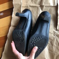 fuwaraku パンプス　24cm 3Eの画像