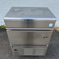 業務用製氷機　フクシマガリレイ製氷機45キロ　ホシザキ