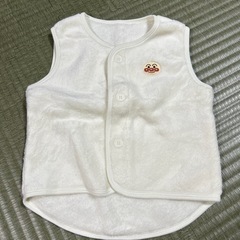 アンパンマン ベスト・半袖Tシャツ サイズ100の画像