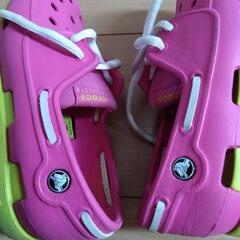 (値下げ！)C12　crocs　ピンク　サンダルの画像