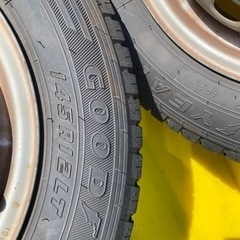 車のパーツ タイヤ、ホイールの画像