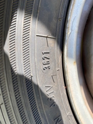 車のパーツ タイヤ、ホイール