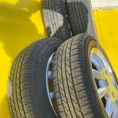 車のパーツ タイヤ、ホイールの画像