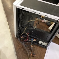 Thermal take  pcケースの画像