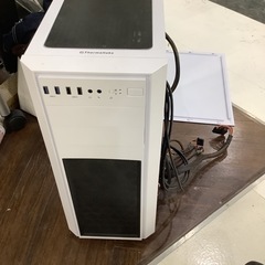 Thermal take  pcケースの画像