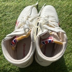 SALE Reebokハイカット
スニーカーの画像