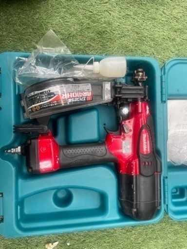 マキタ高圧エアビス打ち機　AR410HR