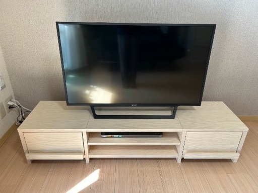 テレビボード