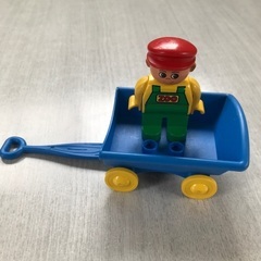 LEGO デュプロ　動物園作業員　フィグ　青いカート付きの画像