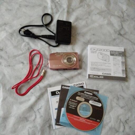 美品☆CASIOデジタルカメラ☆EXILIMカシオ☆ピンク色