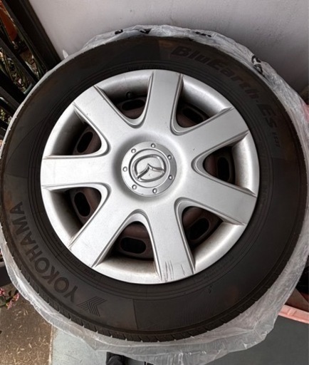 ノーマルタイヤ（ヨコハマタイヤ）　使用期間半年程