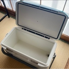 クーラーボックスの画像
