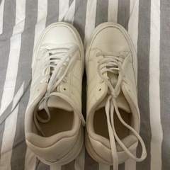 GUボリュームソール スニーカー 厚底 ホワイト 白