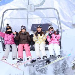 【人気マウンテンリゾートの営業企画・店舗開発職】東証グロース上場の日本スキー場開発株式会社グループ／月給22万〜！／昇給年2回！／従業員割引制度／IJUターン支援あり_307の画像