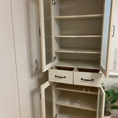 【取引中】　北欧風　カントリー調　食器棚　差し上げますの画像