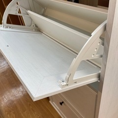 IKEA ブルサリ　シューズBOXの画像