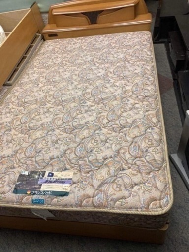 家具 ベッド  セミダブルベッド