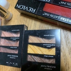 化粧品 まとめ売りの画像