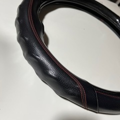 車のハンドルカバーの画像