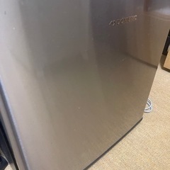 おしゃれな一人暮らし　サブのメタル冷蔵庫の画像