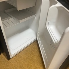 おしゃれな一人暮らし　サブのメタル冷蔵庫の画像