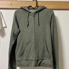 UNIQLO／Sパーカー