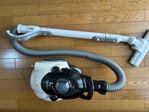 シャープサイクロン掃除機　EC-CT12-C