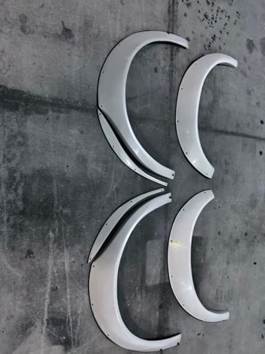 16アリスト用オーバーフェンダー