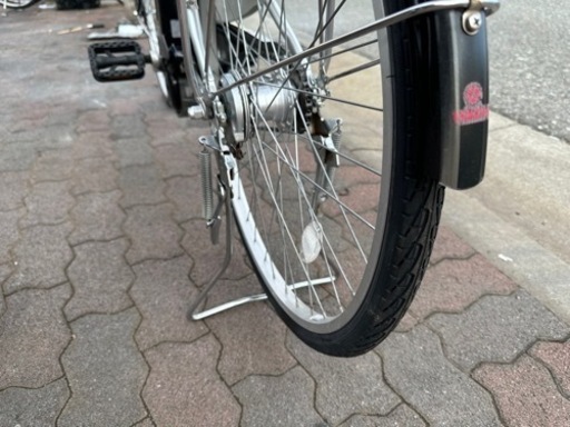 ヤマハ電動アシスト自転車26インチ(バッテリー8.7ah、充電器付き)