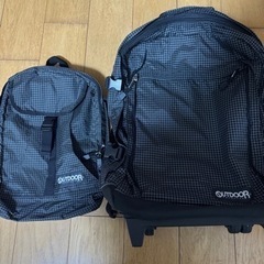 キャリー&デイパック5wayバッグ ブラック容量39Lの画像