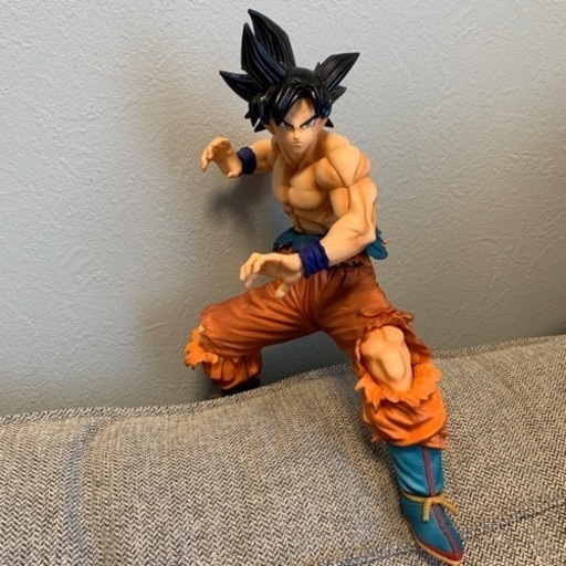ドラゴンボール　ブロリーフィギュア