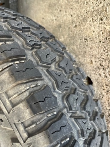 車のパーツ タイヤ、ホイール