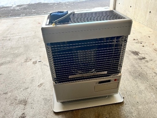 【中古】煙突式石油ストーブ CORONA コロナ SV-V4516M 2017年製 木造12畳/コンクリート19畳 暖房 【札TB02】