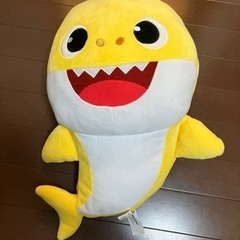 無料　ベイビーシャーク　ぬいぐるみ
