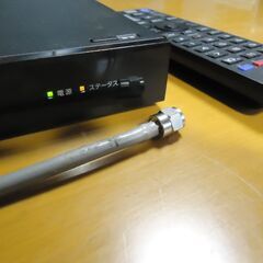４Ｋチューナー　ＤＴ８１４　マスプロ電工　動作確認済み　ＡＣ電源アダプタ　リモコン付き　☆　ブースター、アンテナケーブルおまけの画像