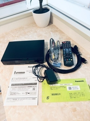 美品　超コンパクト　パナソニック ブルーレイプレーヤー フルHD DMP-BD90
