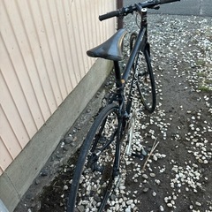 自転車 クロスバイクの画像