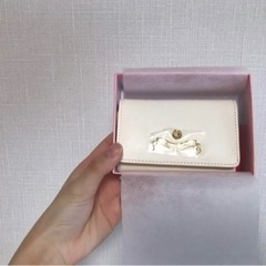 Samantha Vegaキーケースの画像