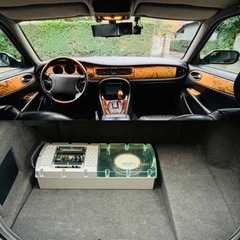 (LHD)ジャガーX308 XJR サンルーフ付き左ハンドルの画像