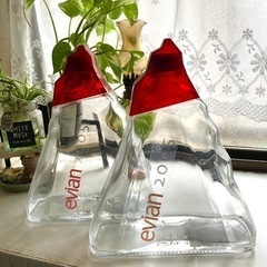 evianボトル
