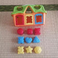 知育玩具　型はめパズル