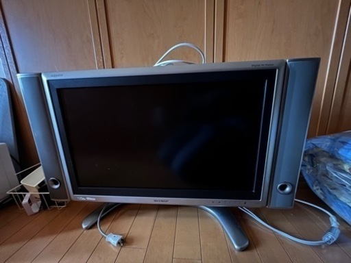 液晶テレビ　SHARP 2005年製